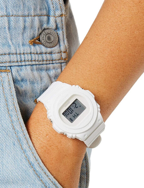 Reloj Digital Multifunción Casio Baby-G BGD-570 Super Resistente Blanco