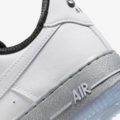 Championes Nike Air Force 1 07 Se White