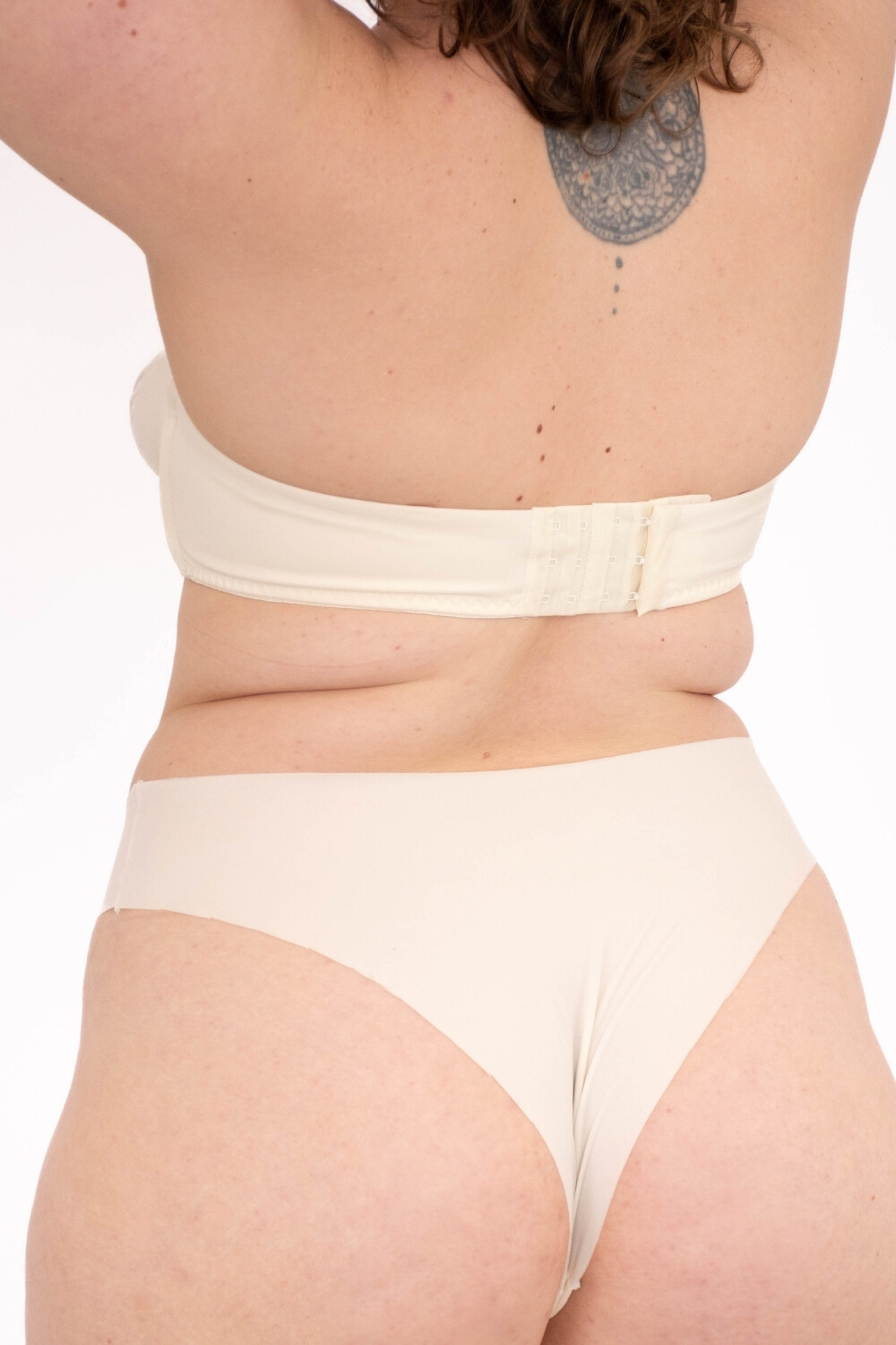 Soutien Strapless Esencial Crudo