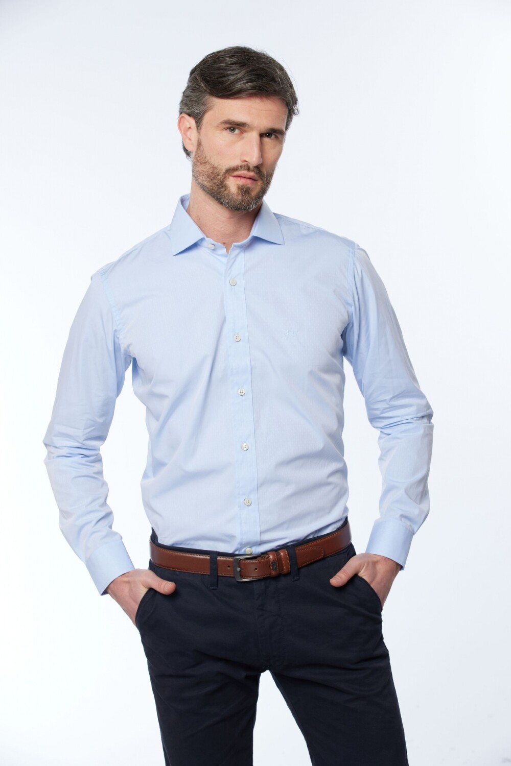 CAMISA ENTALLADA Celeste