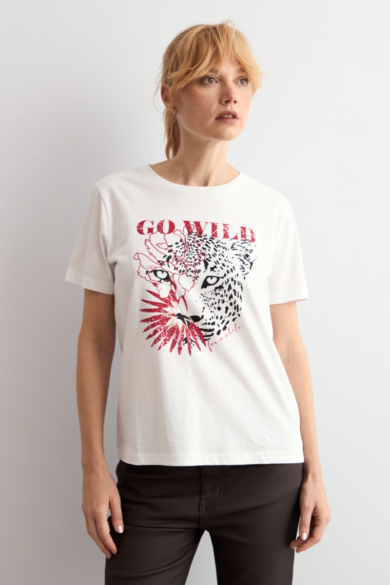 Remera animal print blanco