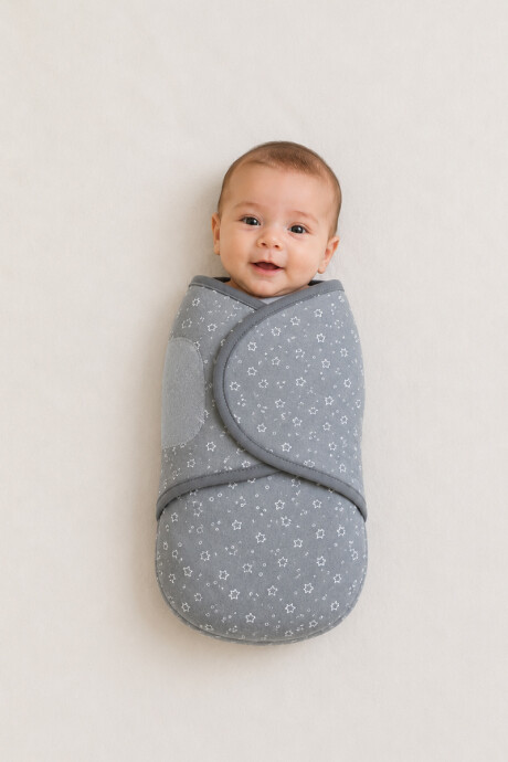 Manta envolvente para bebés Gris con estrellitas