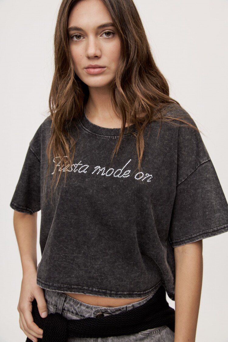 REMERA FIESTA Negro