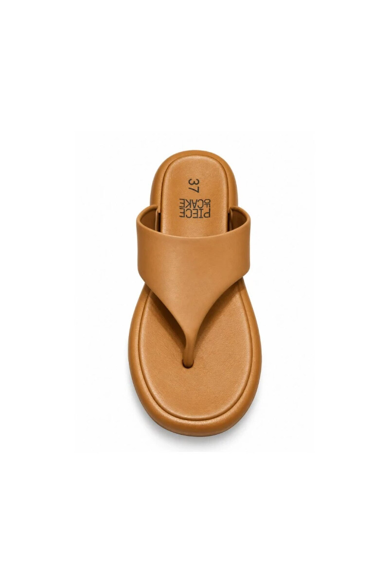 Sandalia ojota Piece of Cake Beru Beige