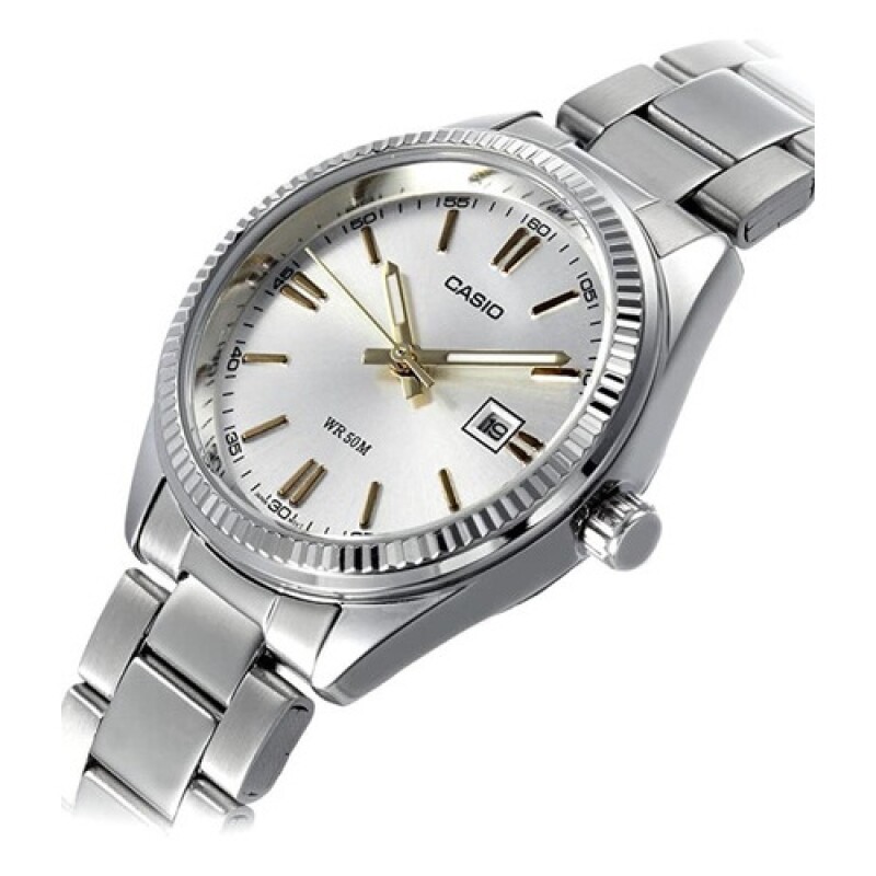Reloj Análogo Casio 1302D1A2 En Acero Para Uso Diario Diseño Minimalista Y Elegante Blanco