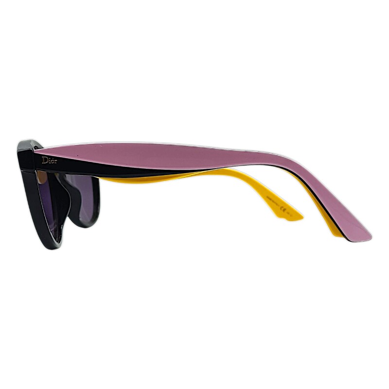 DR014520 negrouniforme