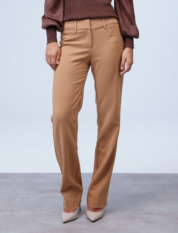 Pantalon De Vestir TOSTADO