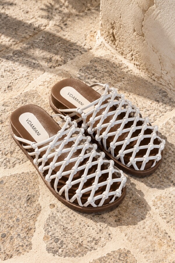 Nusa Off White