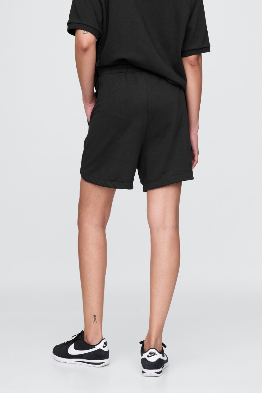 Short Sin Felpa Logo Gap Mujer True Black V2