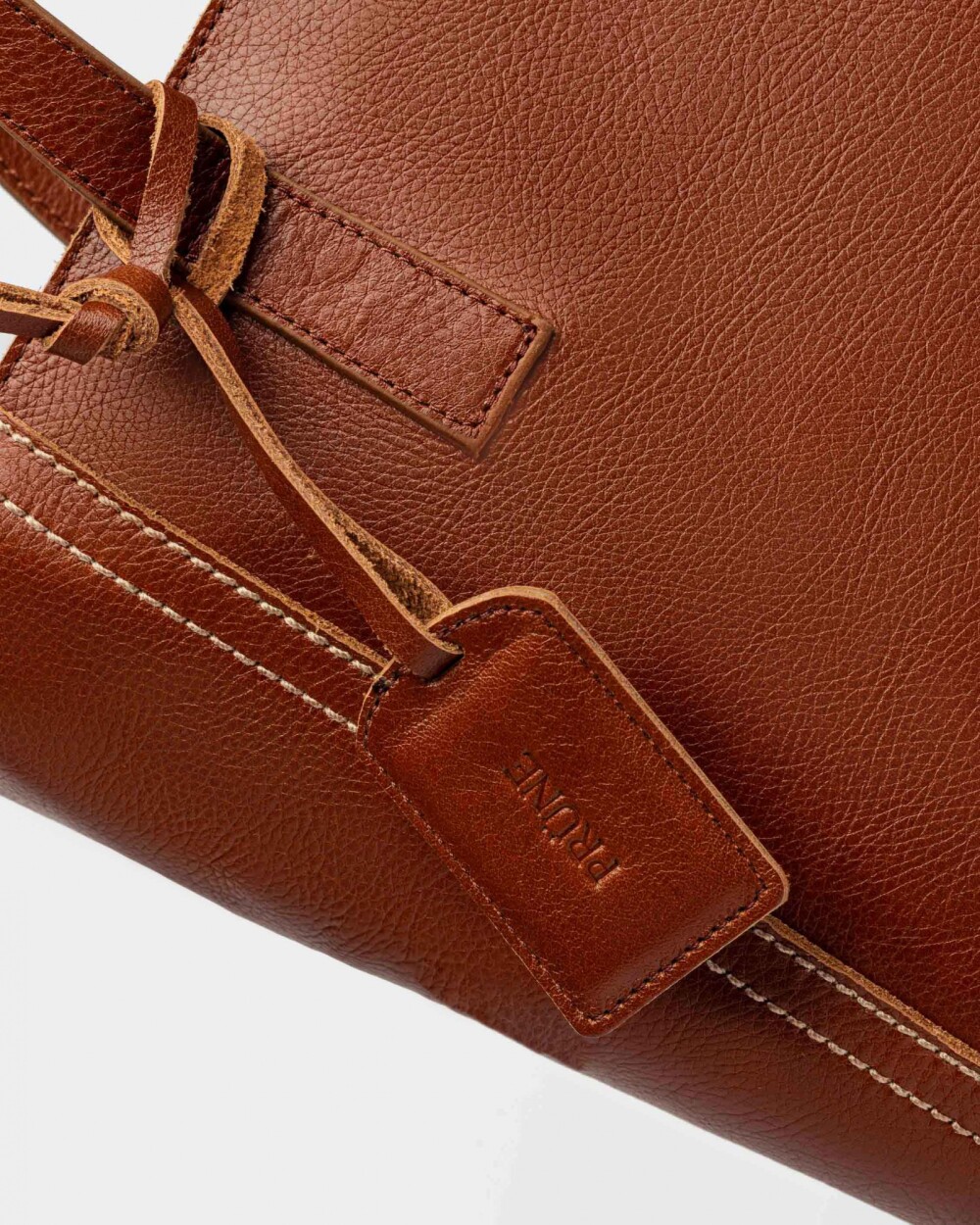 Shopper Vera en cuero vegetal liso Cuoio