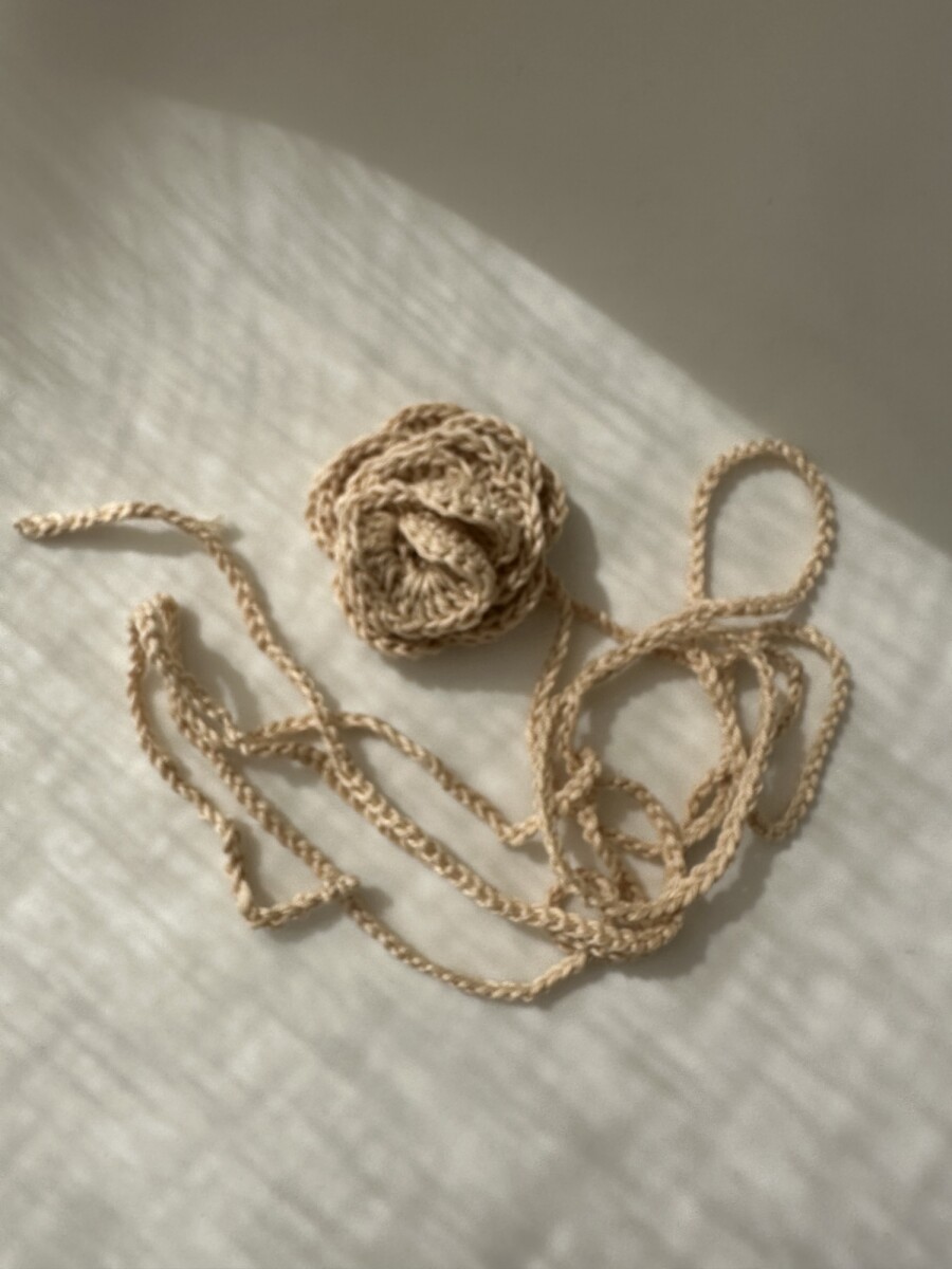 CHOKER TEJIDO FLEUR - BEIGE 