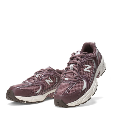 Championes Unisex New Balance 530 Bordó