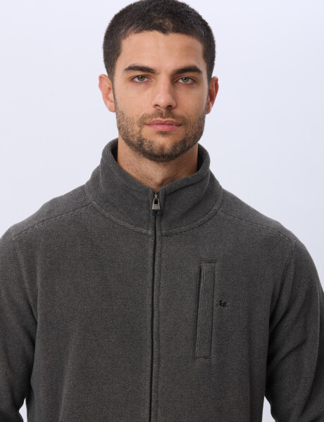 CAMPERA POLAR TEXTURADO LIVIANA Gris