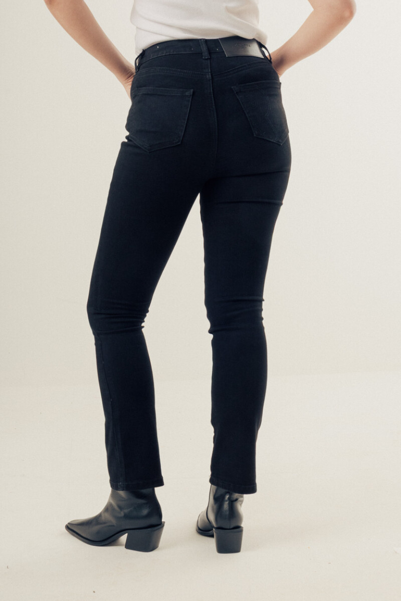 oxfy Black