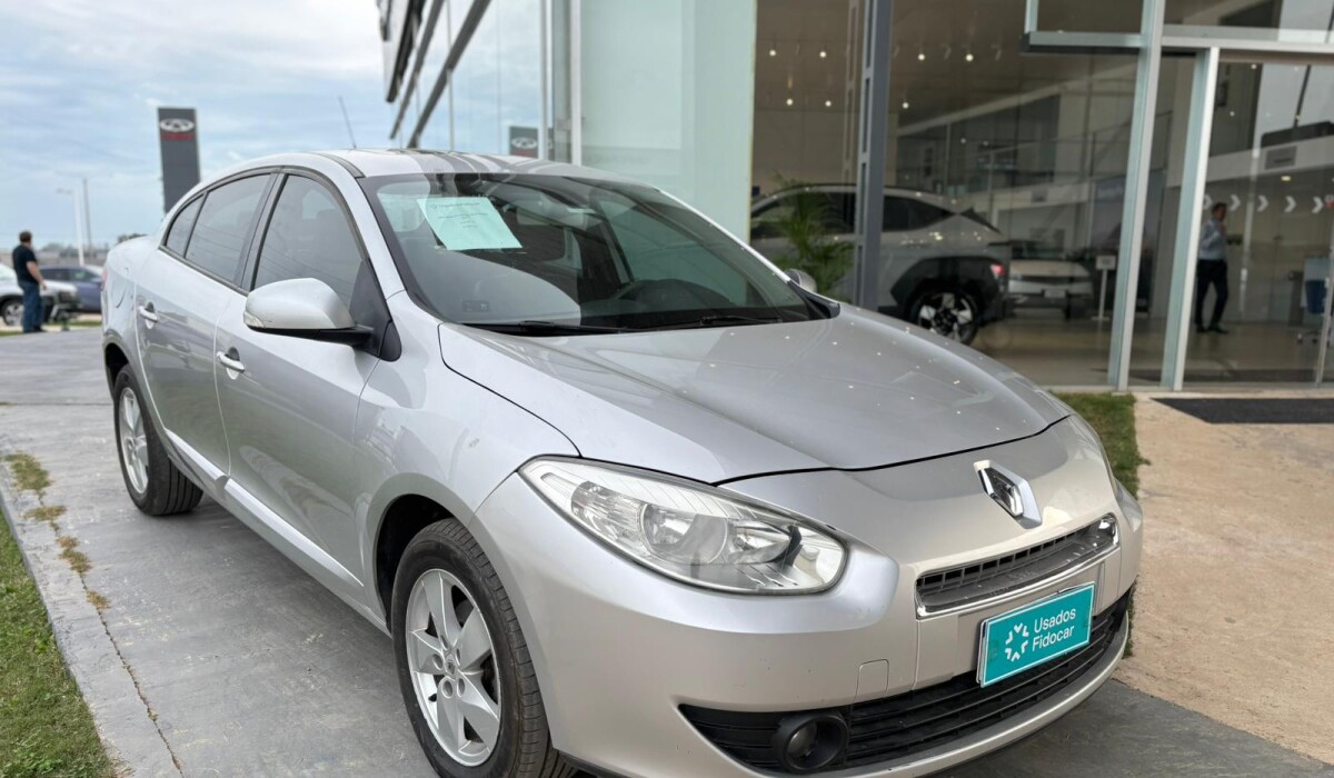 Renault Fluence Privilege - 2011 Renault Fluence Privilege - 2011