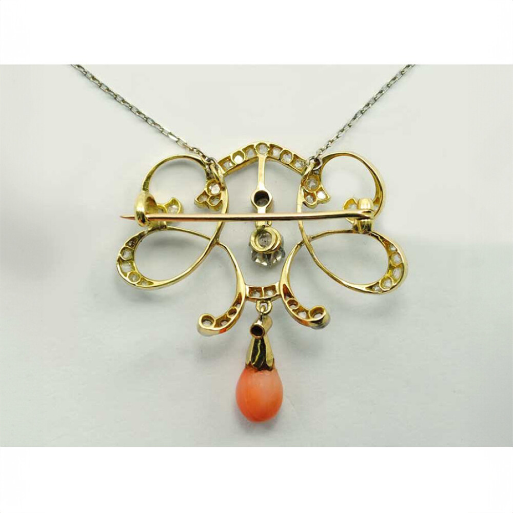Pendantif Oro 18 K, brillante, diamantes y coral Pendantif Oro 18 K, brillante, diamantes y coral