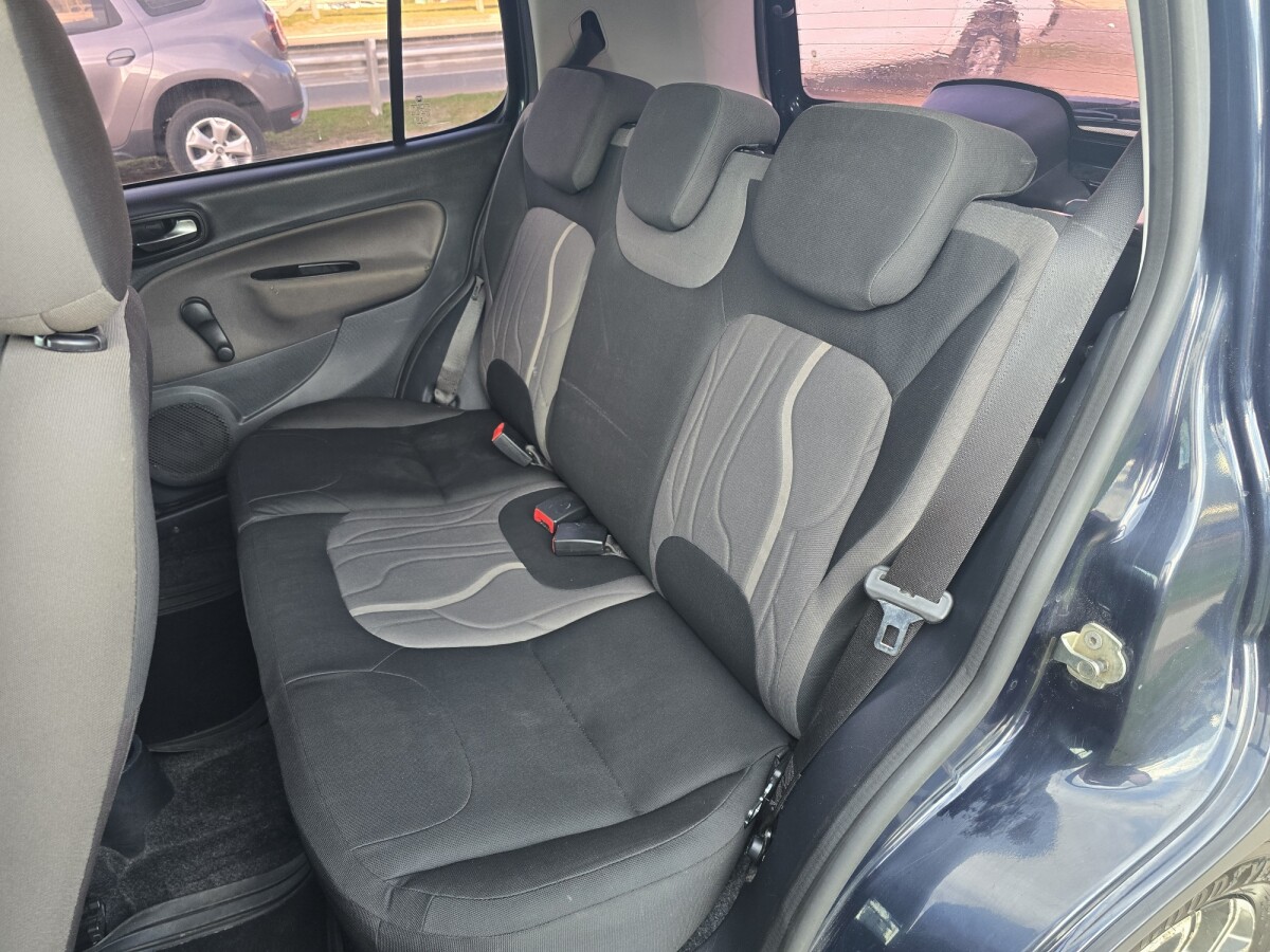 Fiat Uno Way L 1.4 EXCELENTE ESTADO! | Permuta / Financia Fiat Uno Way L 1.4 EXCELENTE ESTADO! | Permuta / Financia