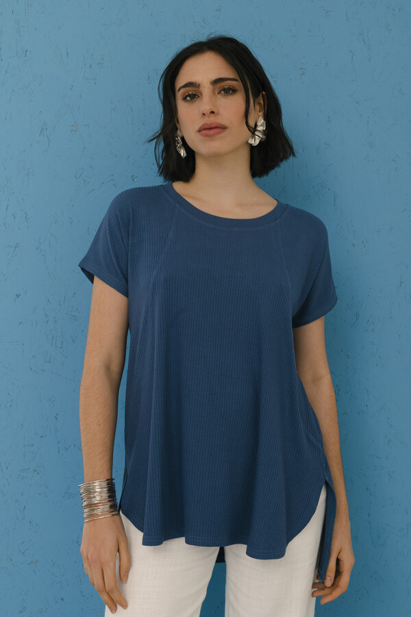 REMERA OVERSIZE MARINO