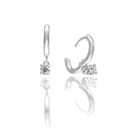 Par de aros de plata 925 con Diamante de Laboratorio, 0.32 cts. Par de aros de plata 925 con Diamante de Laboratorio, 0.32 cts.