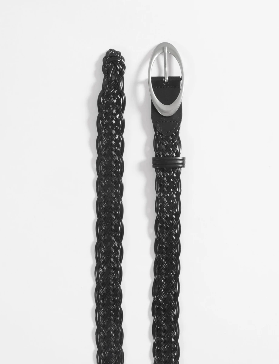 Cinturón entrelazado hebilla ovalada - negro 