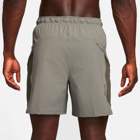 Short Nike Dri-Fitadv Npt 6 In de Hombre Gris