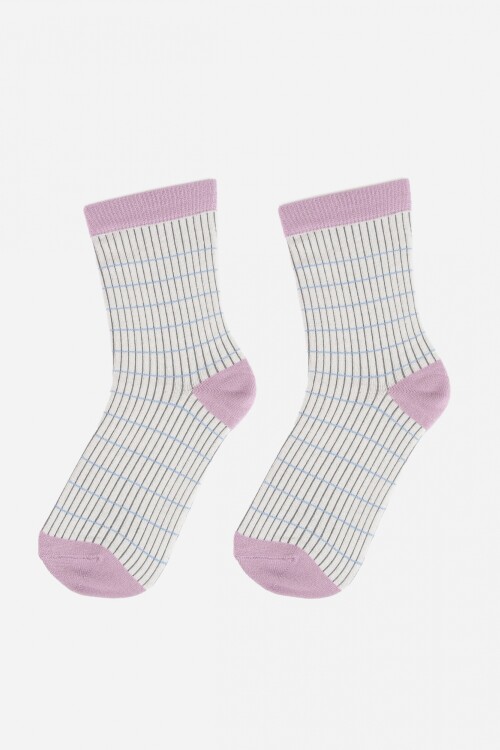 Medias rayadas con punteras lila