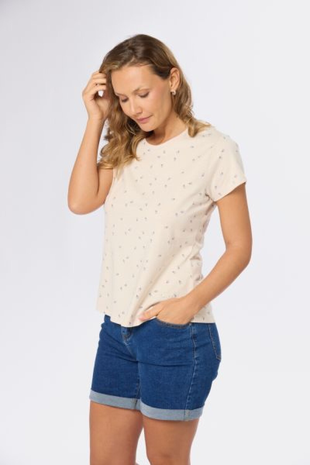 REMERA ESTAMPADA Beige