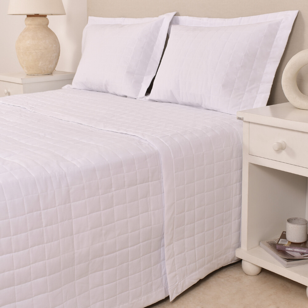 Cubrecama Basic Blanco 290 x 240 cm