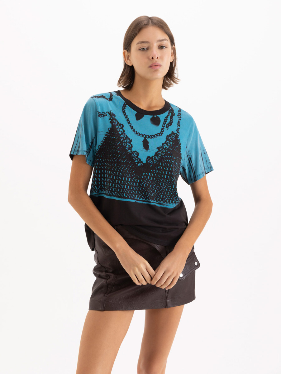 REMERA LACE 