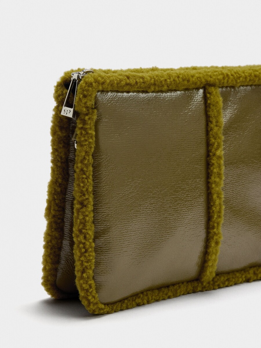Bolso Bandolera Bordes Efecto Pelo caqui