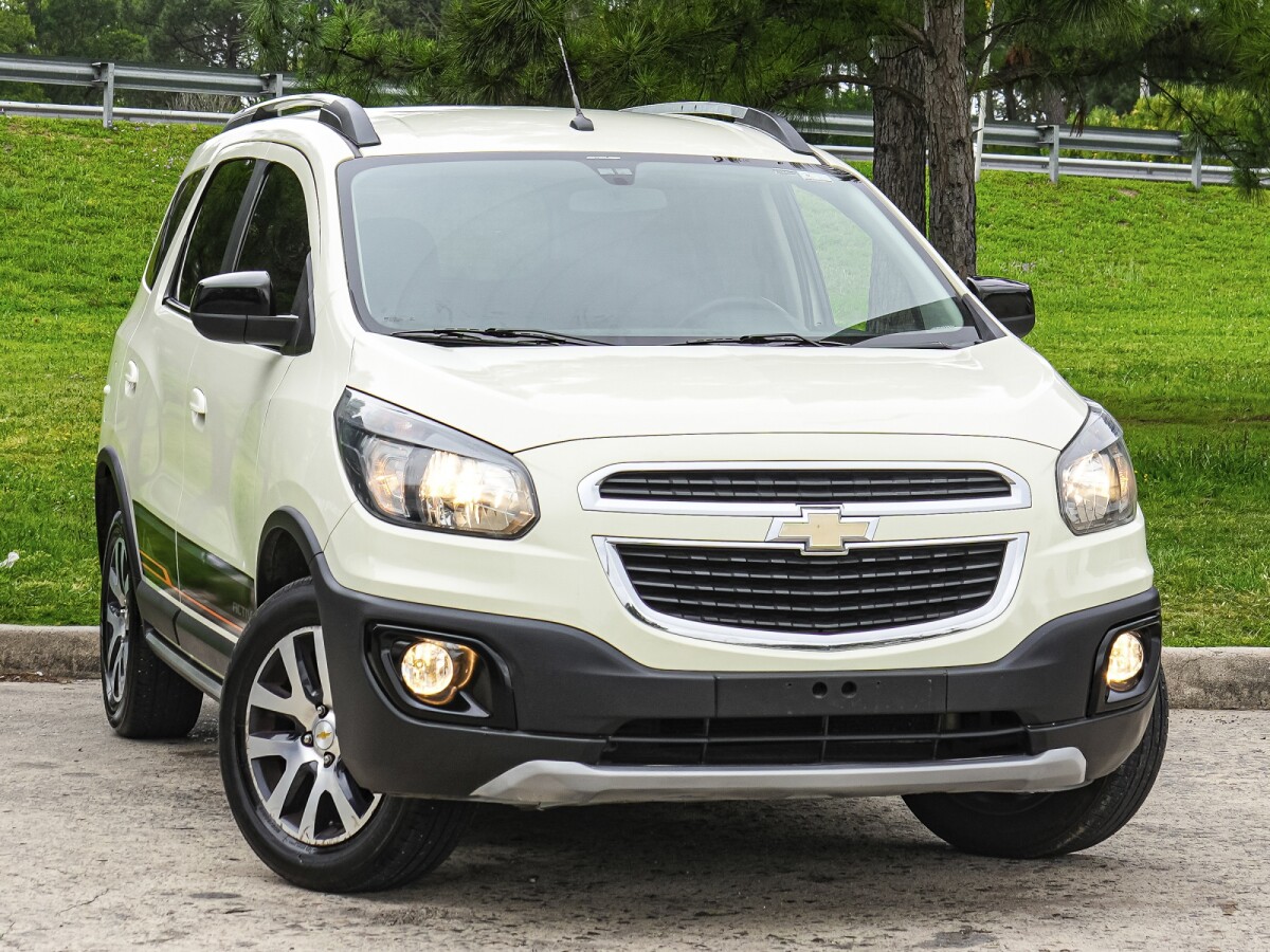 Chevrolet Spin Active LTZ 1.8 | Permuta / Financia Chevrolet Spin Active LTZ 1.8 | Permuta / Financia