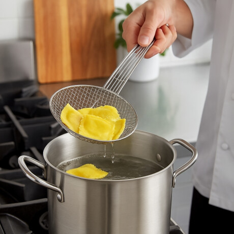 Espumadera rasera alambre niquelado 130 mm Espumadera rasera alambre niquelado 130 mm