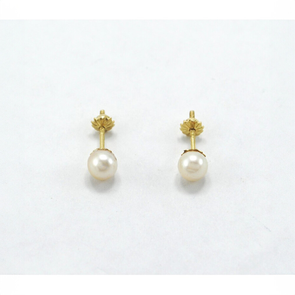 5 mm Caravanas en Oro 18 K Y Perlas. Peso 1 Grs 5 mm Caravanas en Oro 18 K Y Perlas. Peso 1 Grs