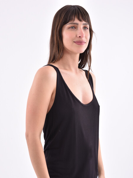 MUSCULOSA BÁSICA ELENA NEGRO