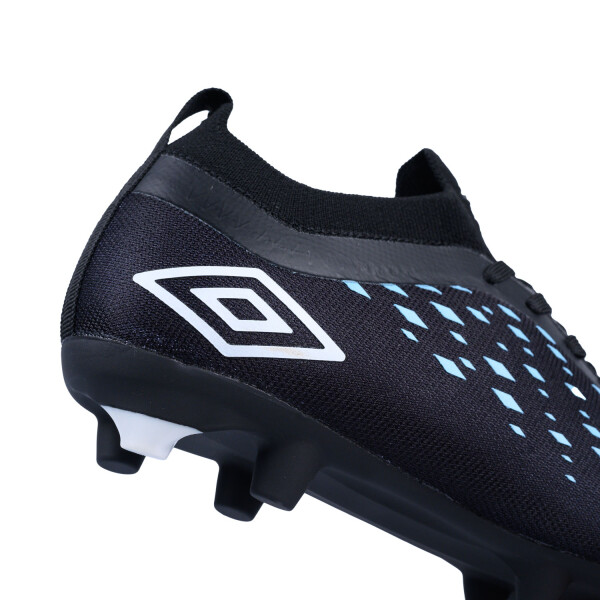 Calzado Limit HG Umbro Hombre 2d7