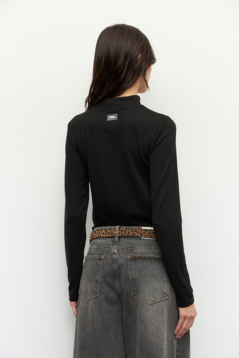 POLERA MORRIS Negro