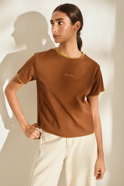 PRE VENTA TSHIRT SAVIA CUTE Chocolate Y Pistacho