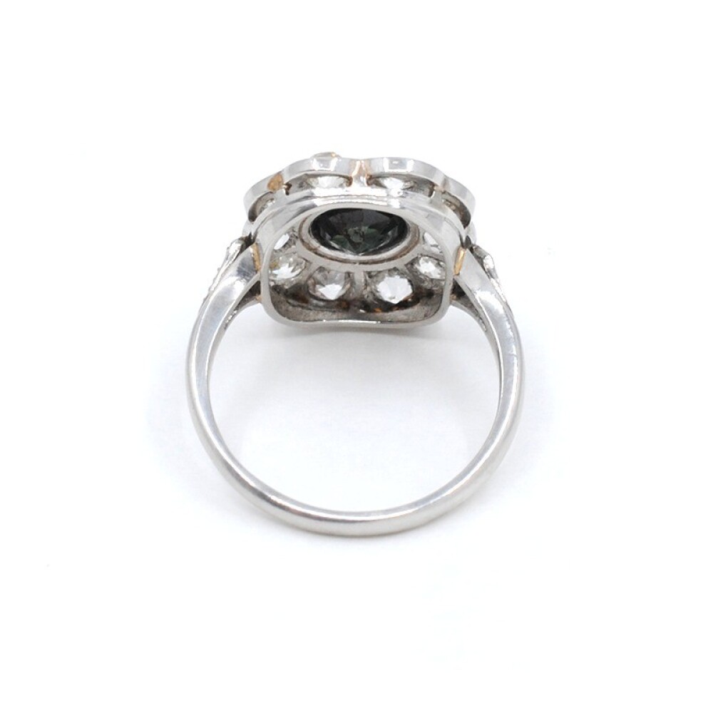 Anillo Antiguo En Platino, Zafiro Y Brillantes Anillo Antiguo En Platino, Zafiro Y Brillantes