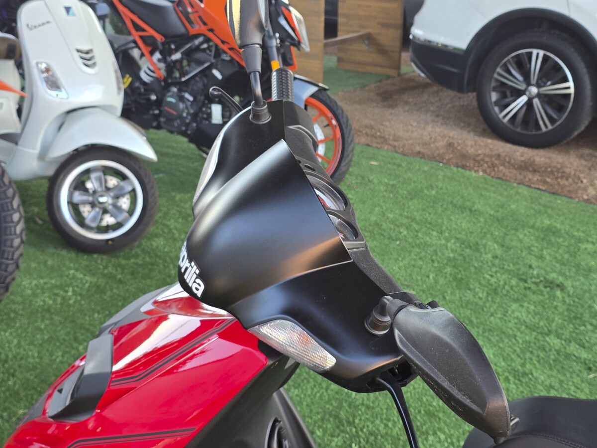Aprilia Storm 125 SR 125 Storm Glossy | Permuta / Financia Aprilia Storm 125 SR 125 Storm Glossy | Permuta / Financia