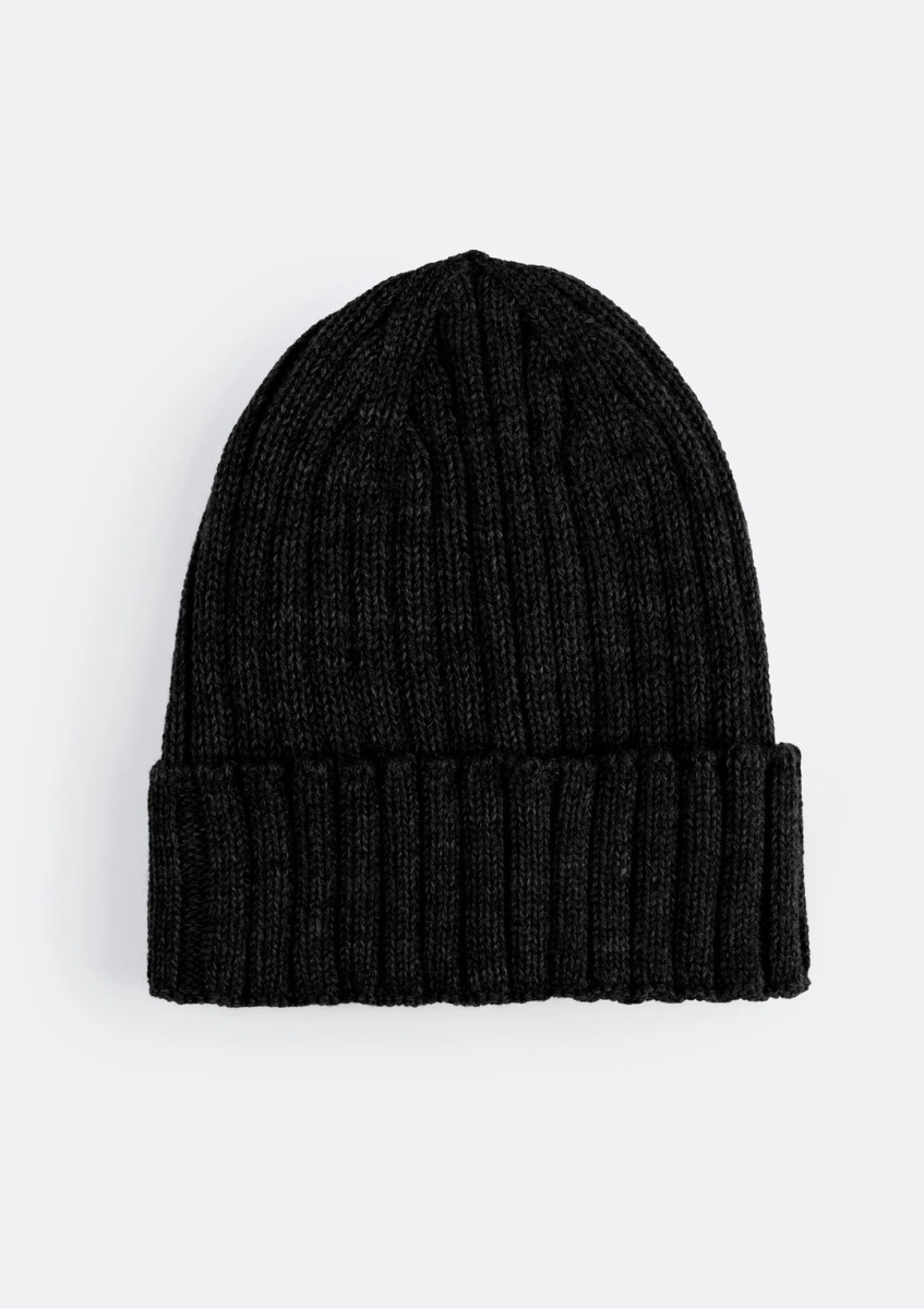 GORRO UNISSEX EN TEJIDO DE PUNTO - NEGRO 
