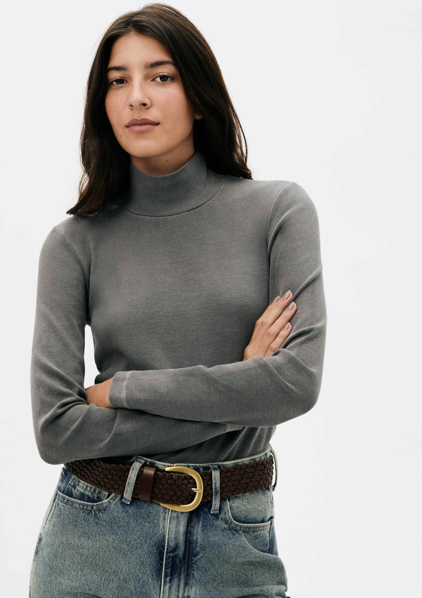 POLERA BÁSICA CON ELASTANO - NEGRO 