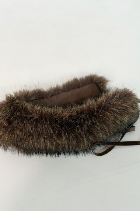 CUELLO BISSET Chocolate