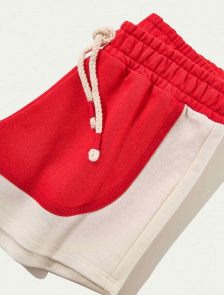 SHORT CON BOLSILLOS ROJO