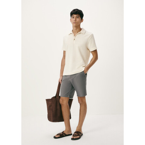 BERMUDA MASC CINZA MEDIO