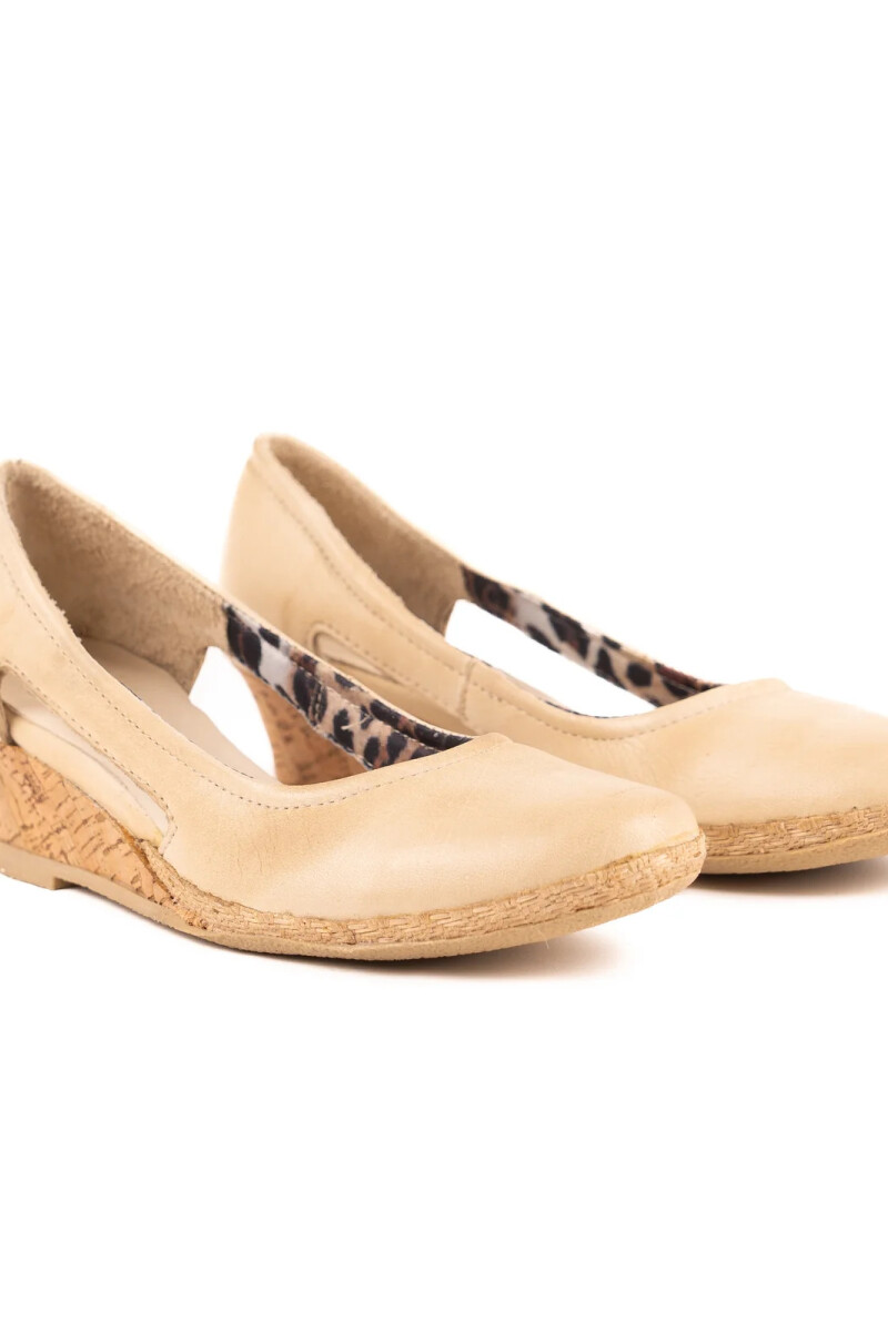 Zapato Taco Corrido Cuero Natural