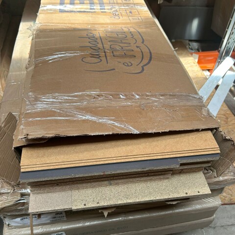 [OUTLET] Ropero Armario 6 puertas 2 cajones con estantes y perchero 172 x 135,9 x 35 cm - Volcano [OUTLET] Ropero Armario 6 puertas 2 cajones con estantes y perchero 172 x 135,9 x 35 cm - Volcano