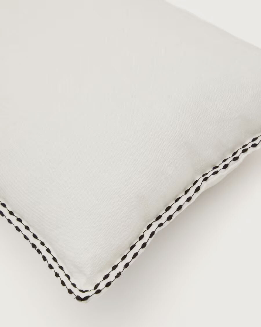 Almohadón Sinet de lino blanco con bordado negro 45 x 45 cm