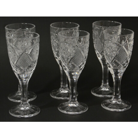 COPAS X 6 LICOR LABRADAS EN CAJA REGALO 14118 Q8 COPAS X 6 LICOR LABRADAS EN CAJA REGALO 14118 Q8