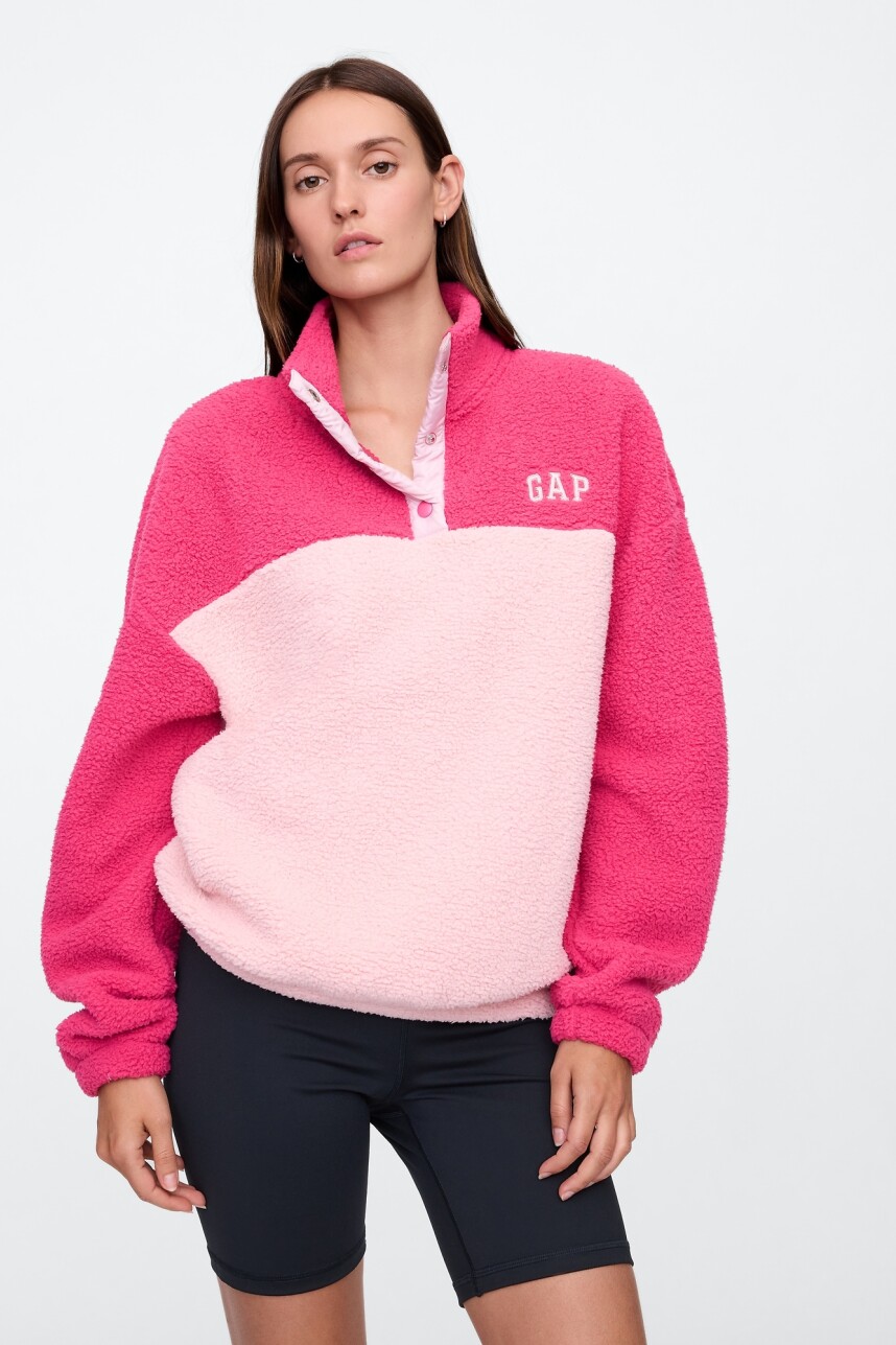 Buzo Corderito Con 3 Botones Logo Gap Mujer Vivacious Pink 19-2045