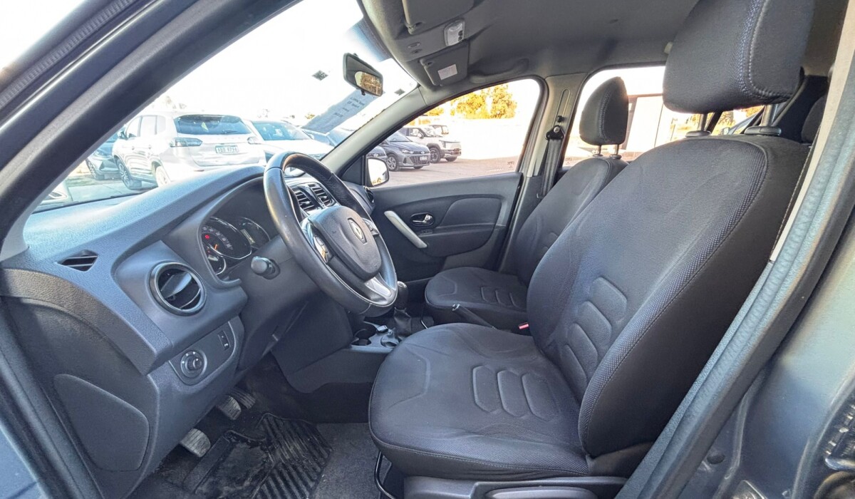 Renault Sandero 1.6 Privilege - 2018 Renault Sandero 1.6 Privilege - 2018